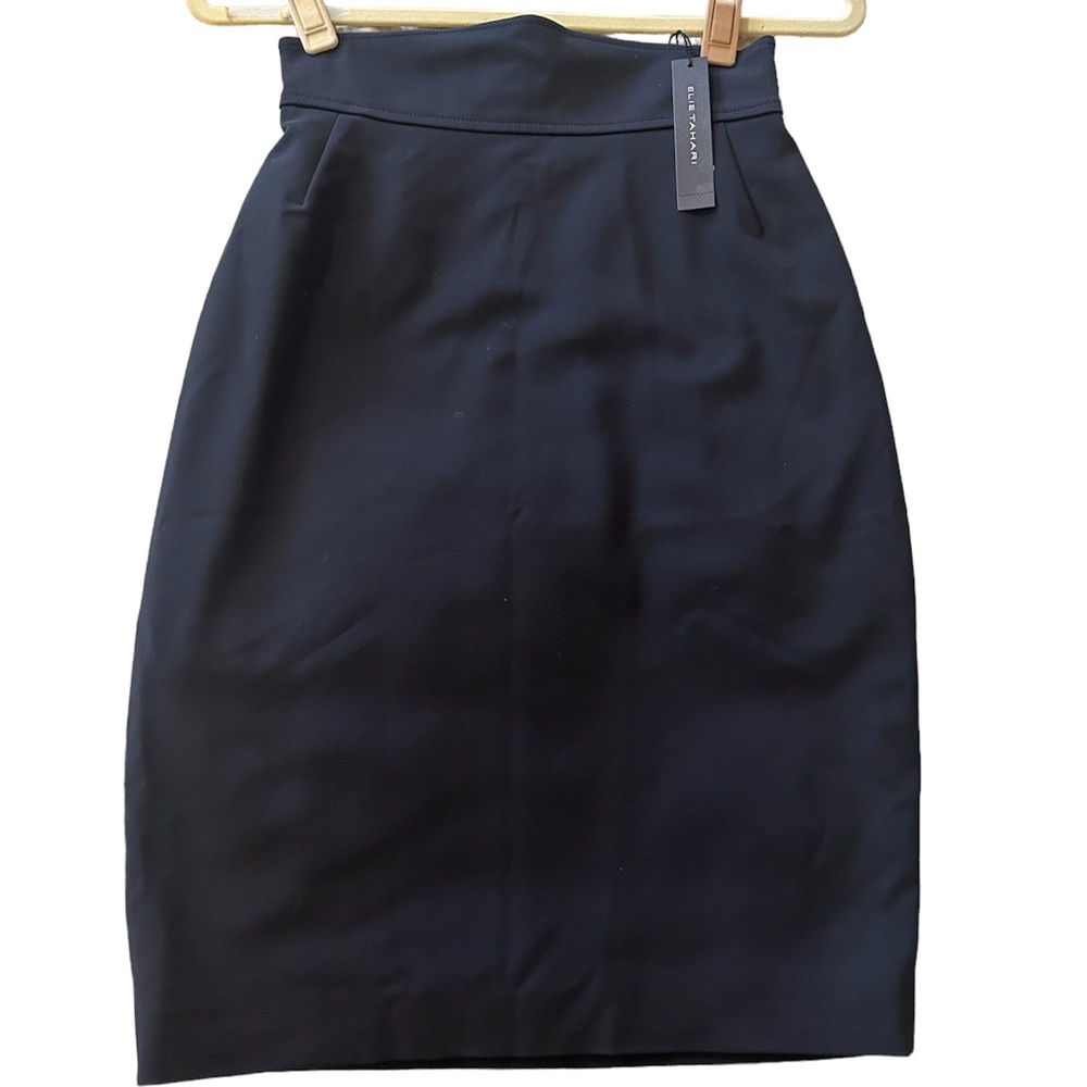 Elie Tahari "Pacey" Pencil/Straight Skirt - NWT - Size 2